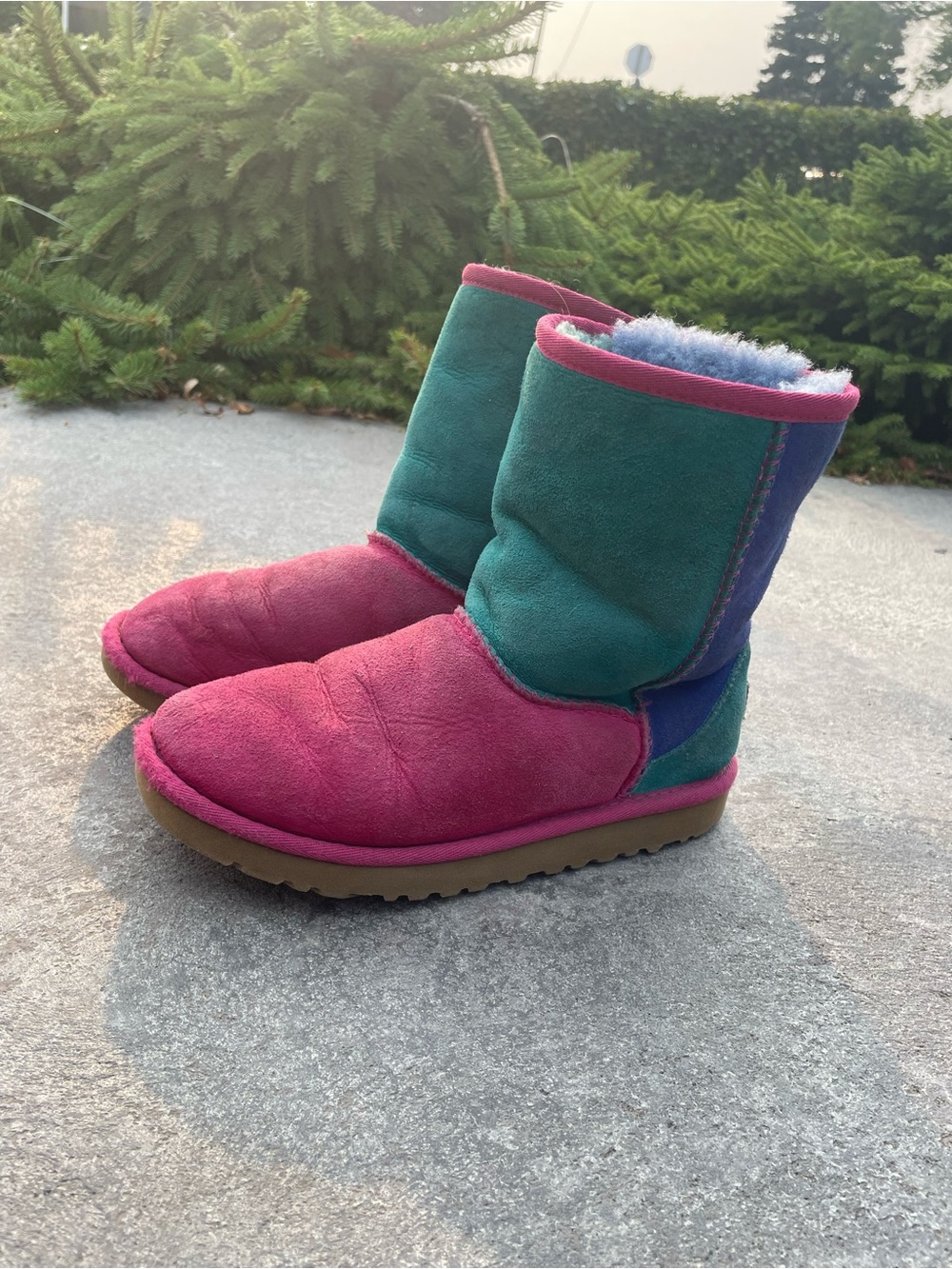 UGG kids lightly worn boots